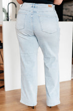 Load image into Gallery viewer, Brooke High Rise Control Top Vintage Wash Straight Jeans
