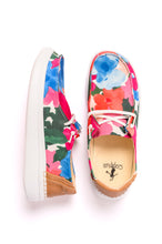 Load image into Gallery viewer, Kayak 2 Shoes in Floral
