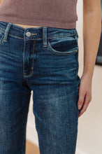 Load image into Gallery viewer, London Midrise Cuffed Boyfriend Jeans
