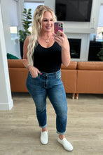 Load image into Gallery viewer, London Midrise Cuffed Boyfriend Jeans
