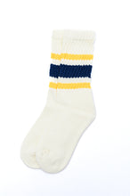 Load image into Gallery viewer, World&#39;s Best Dad Socks in Navy and Yellow
